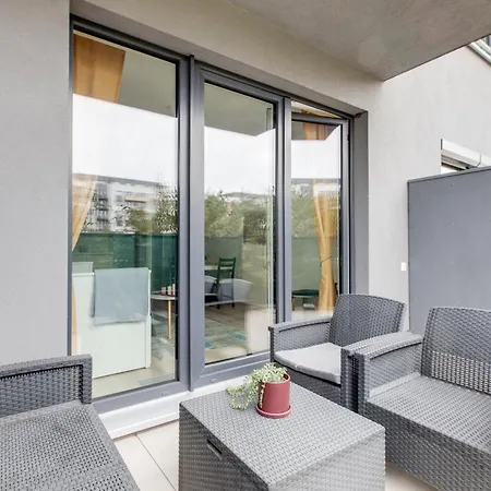 Brand New With Patio - Near Metro & Shopping Mall Prag