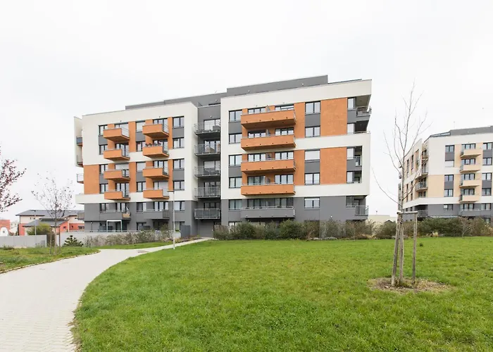 Brand New With Patio - Near Metro & Shopping Mall *
