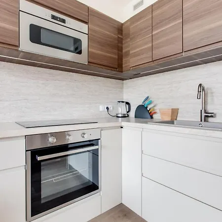 Daire Brand-new, Equipped Near The Metro *